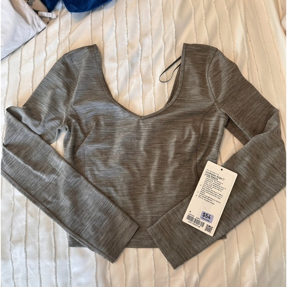 lululemon align long sleeve size 4 - Picture 3 of 6